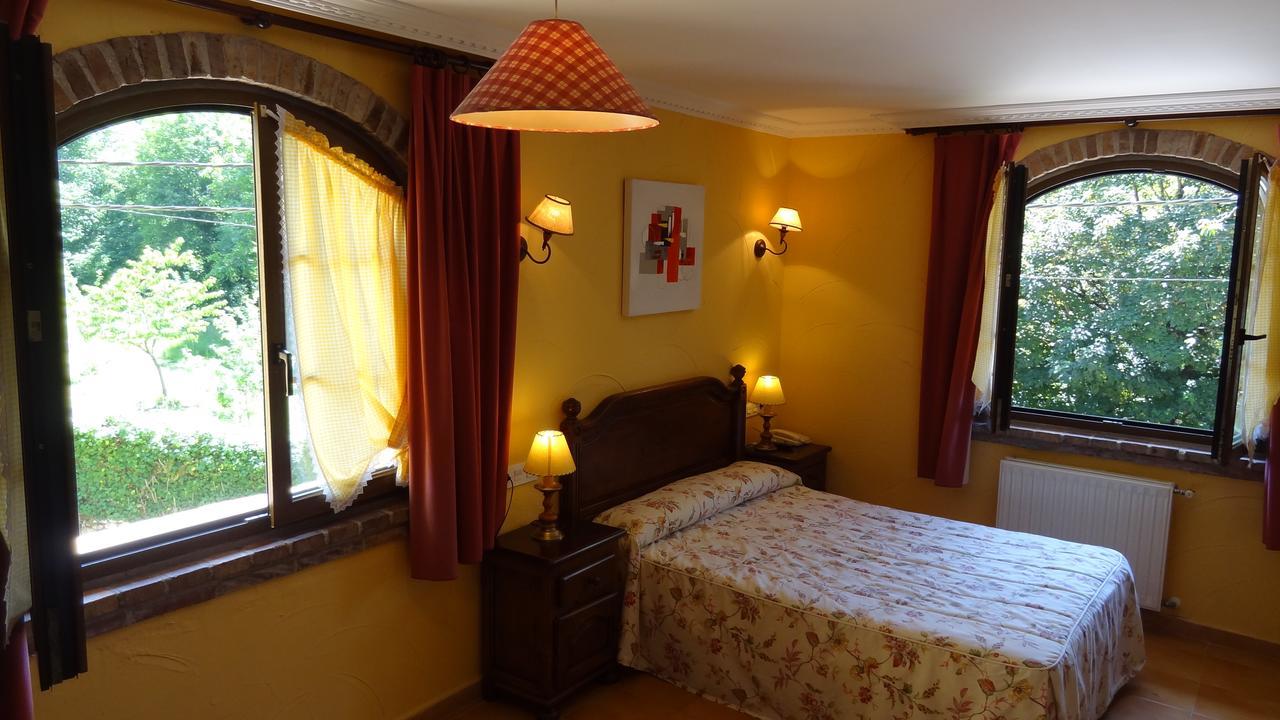 Hotel Trapa Soto De Cangas Bagian luar foto
